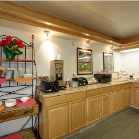 Americas Best Value Inn Oklahoma City South المظهر الخارجي الصورة