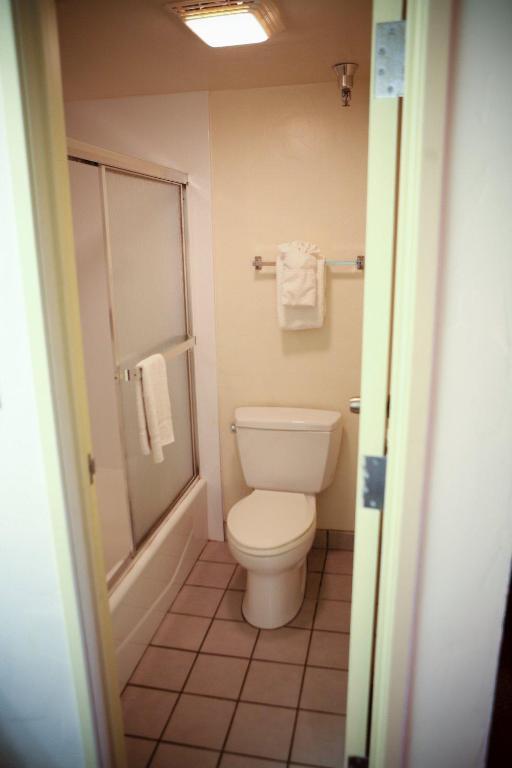 Americas Best Value Inn Oklahoma City South الغرفة الصورة